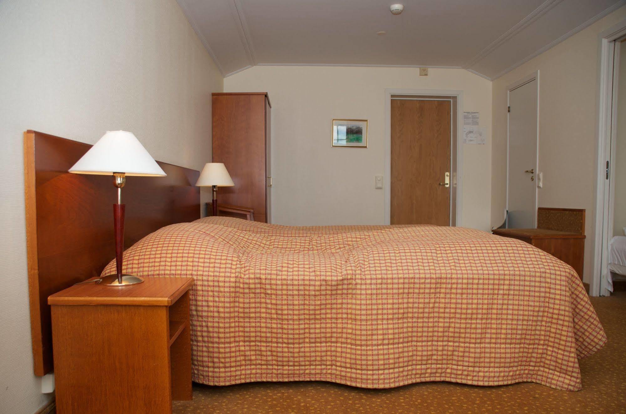 Klækken Hotel Honefoss Eksteriør billede